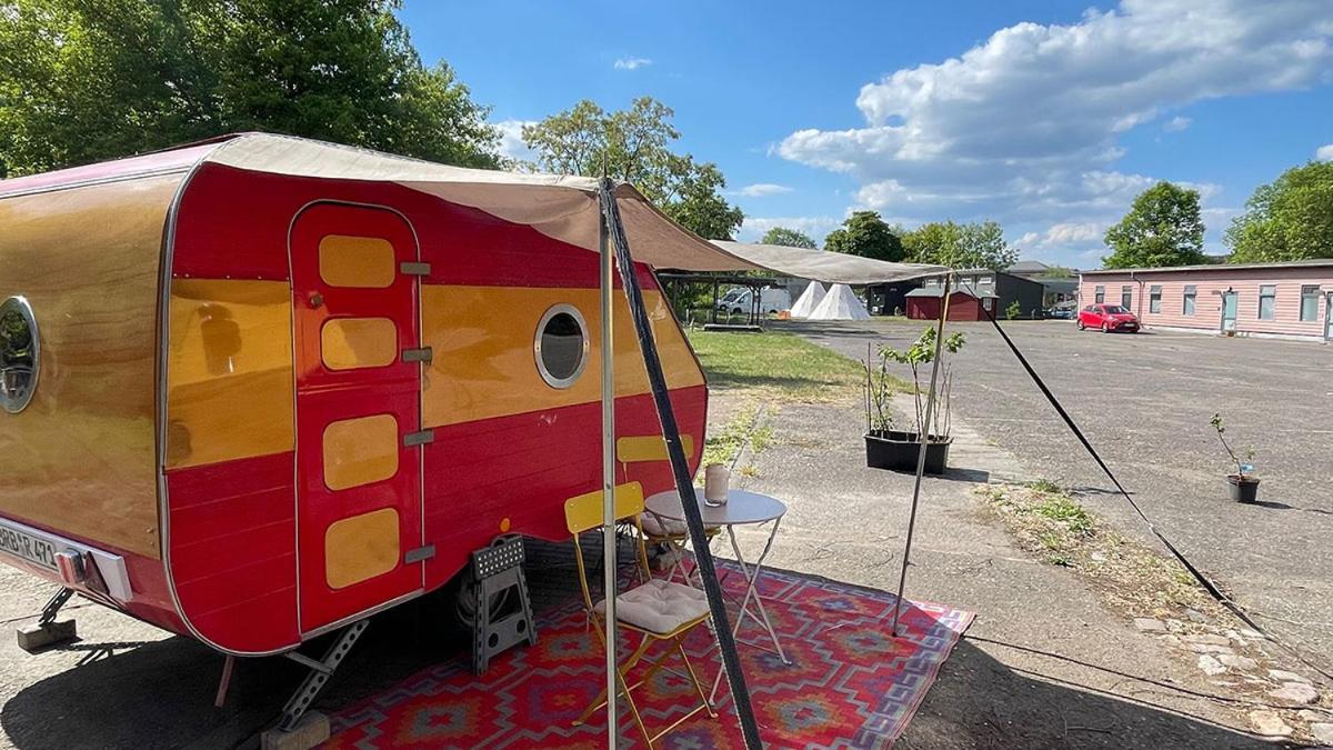 Cabrio-Wohnwagen Hotel Бранденбург Екстериор снимка